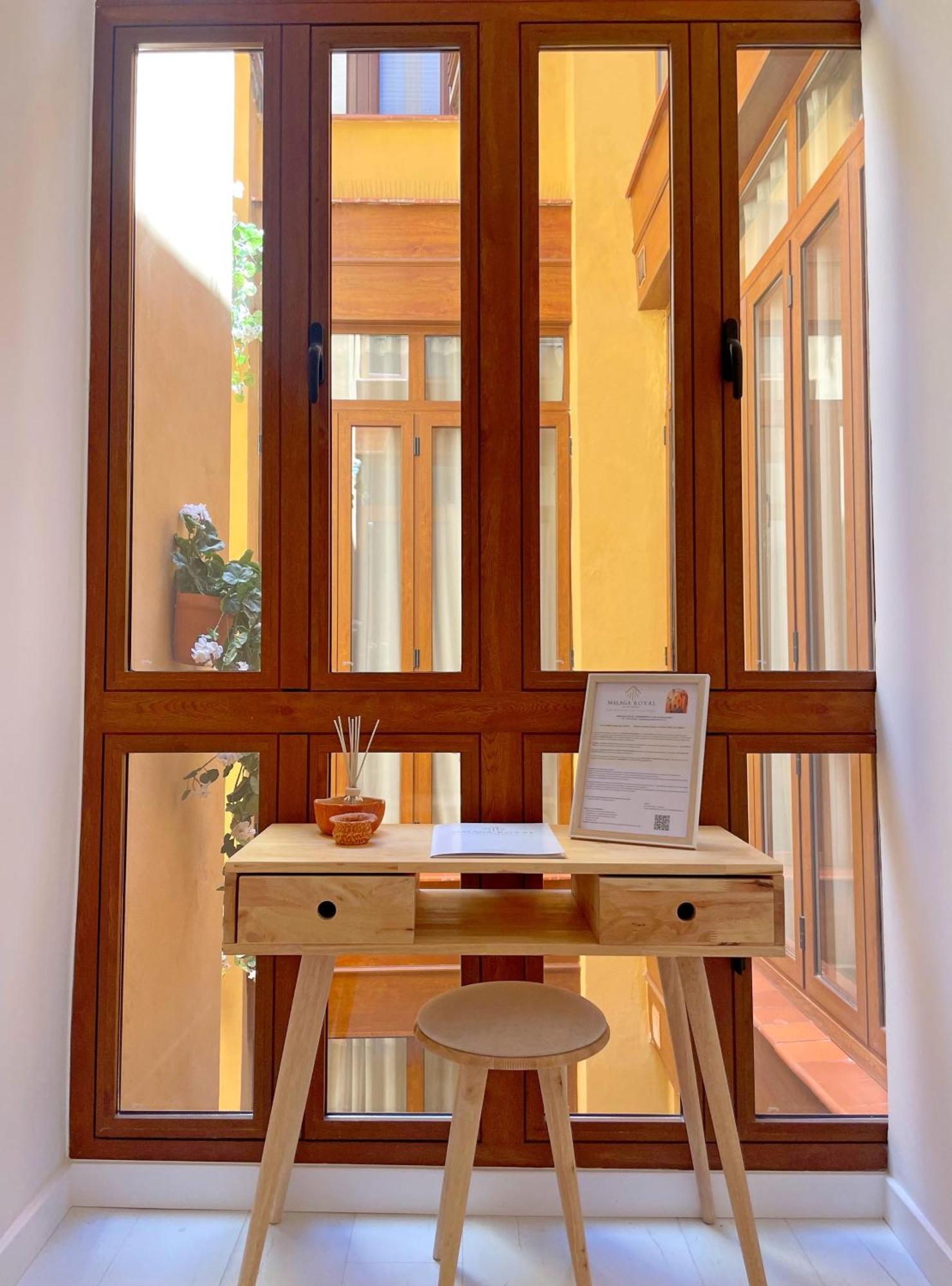Piso Familiar Con Tres Habitaciones En La Goleta Málaga Exteriör bild